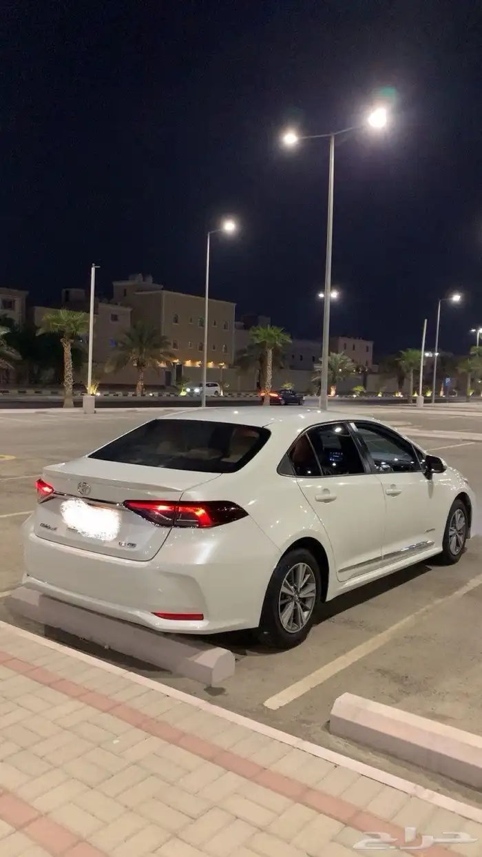 كورولا 2020 نص فل للبيع 4