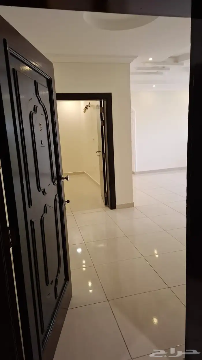 شقه للايجار حى الواحه 0