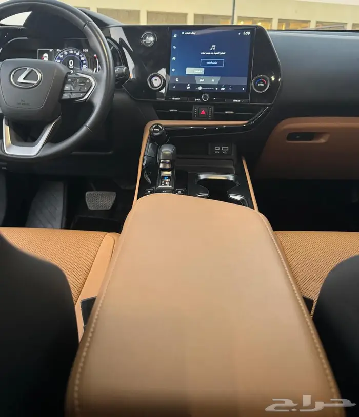 لكزس NX350 2024 11
