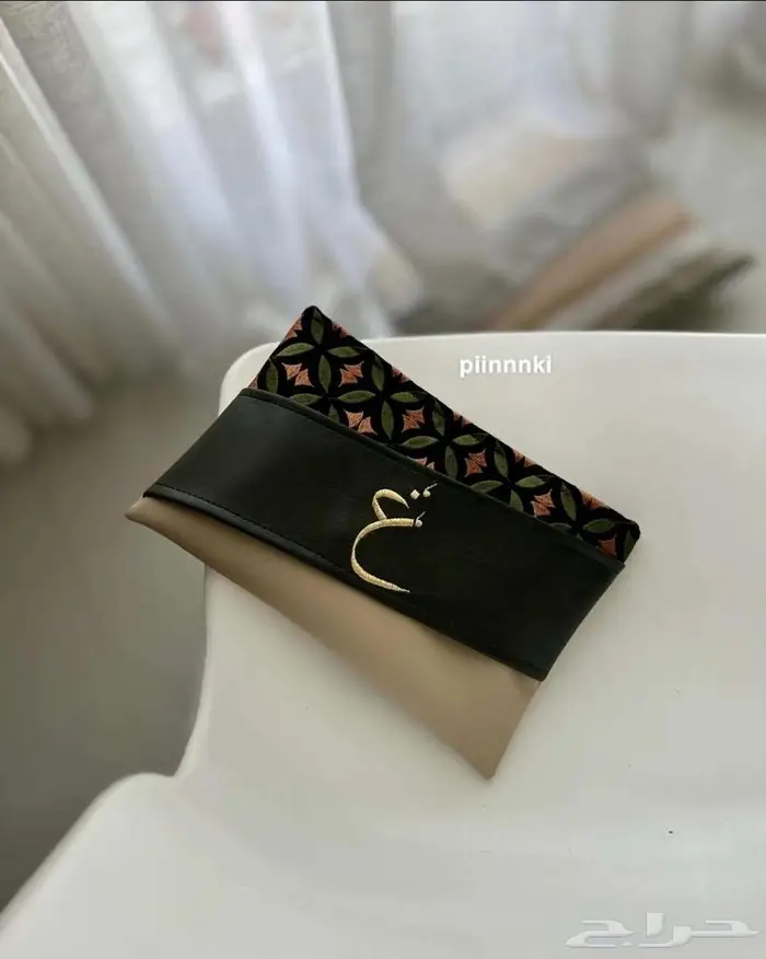 شنط باوتش تفصيل مع التطريز على حسب الطلب 4