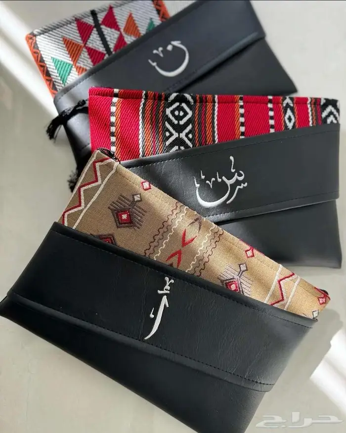 شنط باوتش تفصيل مع التطريز على حسب الطلب 2