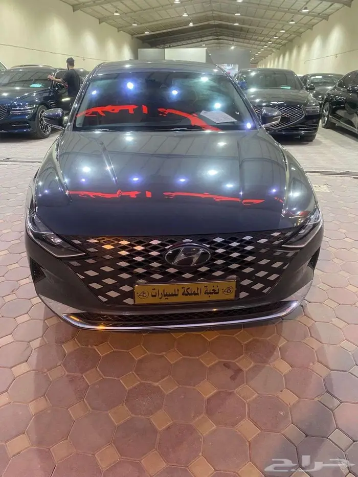هيونداي ازيرا 2022 مستورد بنزين بصمه 4 كاميرات .. 2