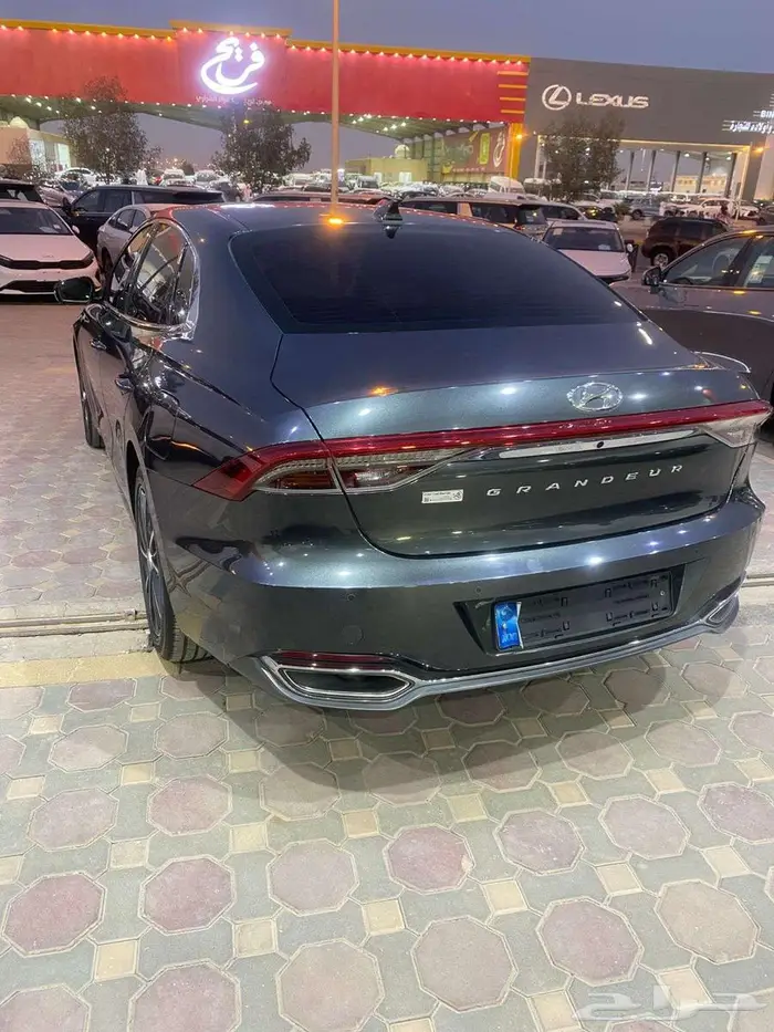 هيونداي ازيرا 2022 مستورد بنزين بصمه 4 كاميرات .. 4