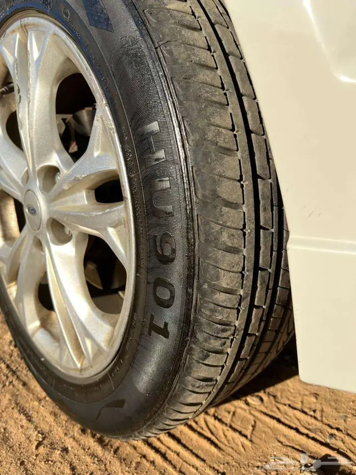 فورد فيوجن 2012 للبيع 47