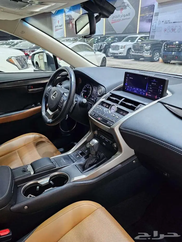 لكزس NX300 - موديل 2019 فل كامل ( بلاتينيوم DD أعلى فئه ) 15