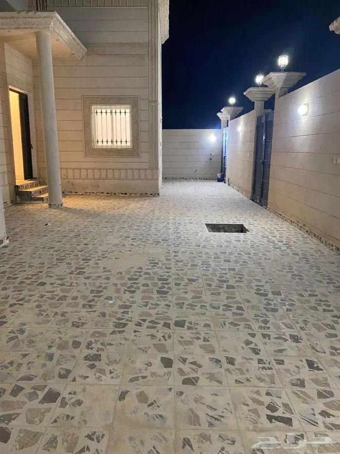 فله للايجار بحي الجوهره 1