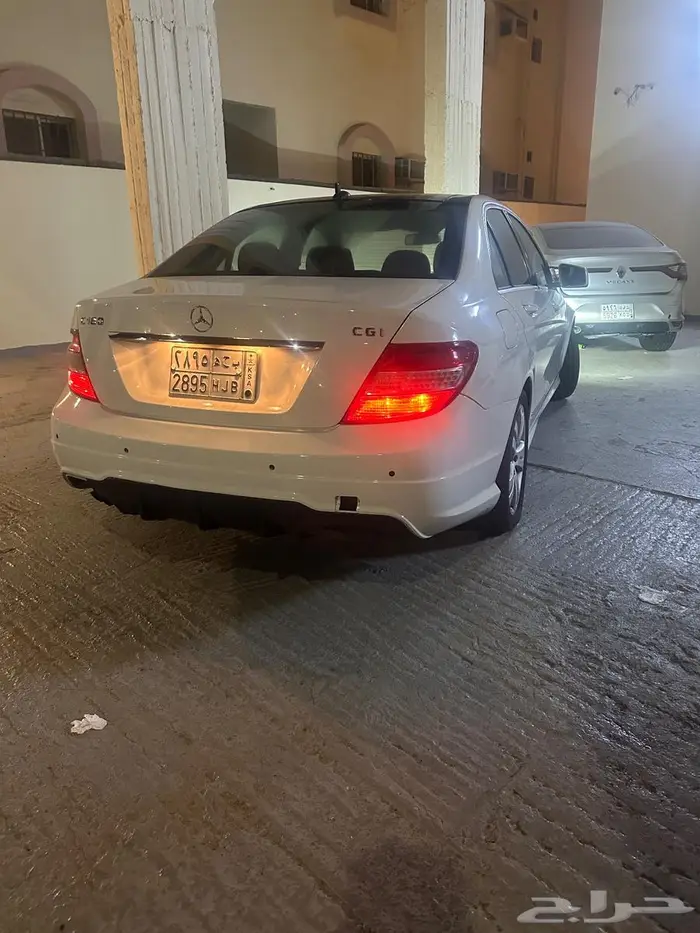 مرسيدس c180 فل كامل مجددة 8