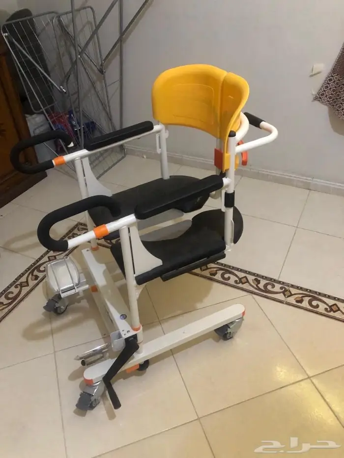 كرسي حمام لذوي الاحتياج 1