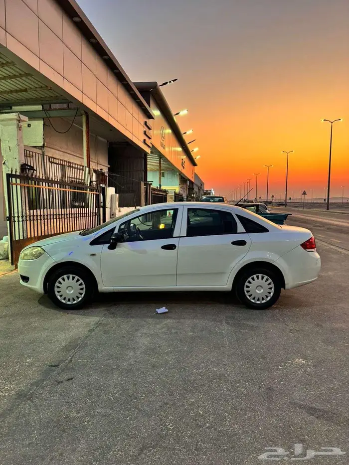 فيات لينيا للبيع 6
