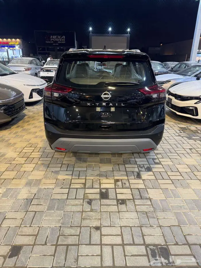نيسان اكس تريل 5 مقاعد دبل ستاندر 2025 كاش واقساط 12