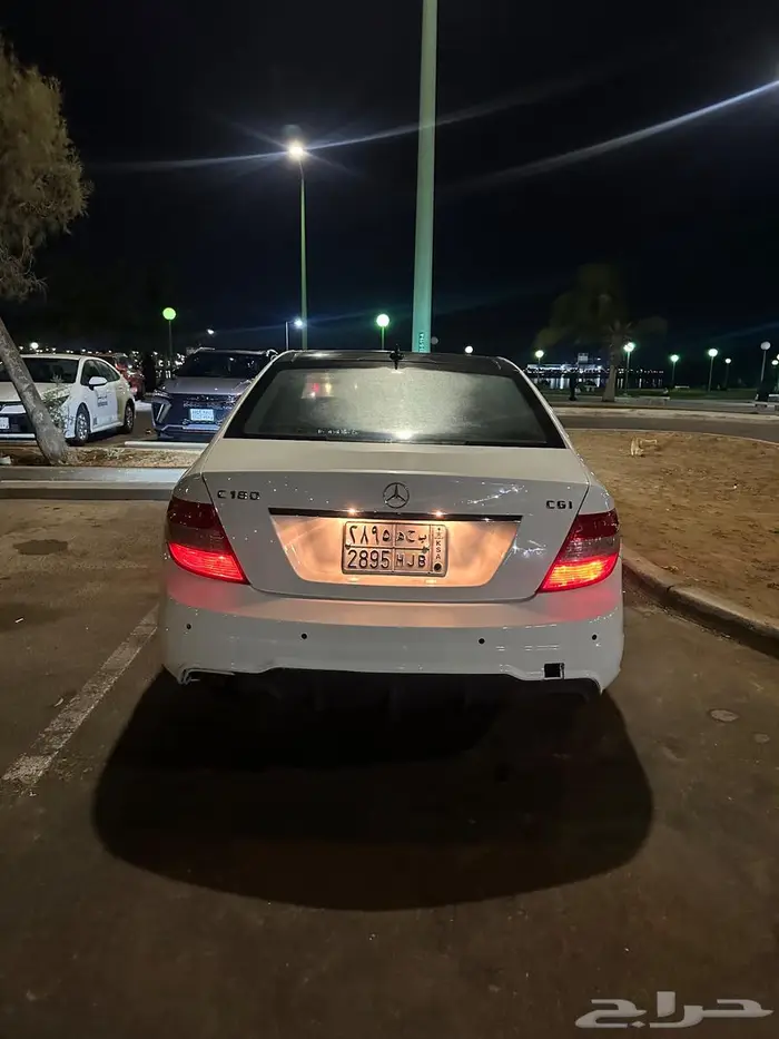 مرسيدس c180 فل كامل بحالة ممتازه ومجددة 3