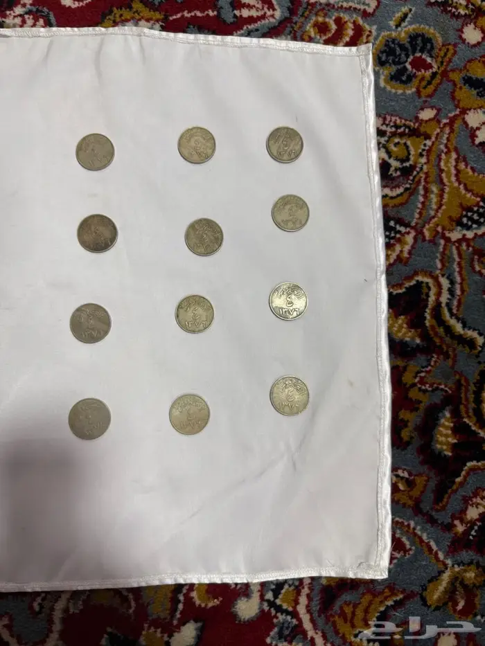 للبيع عمله معدنيه 11