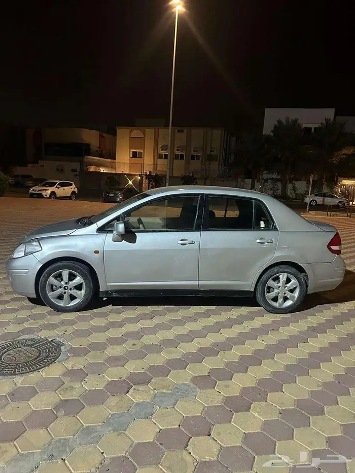 Good Condition Nissan Tida 2011 Automatic 1