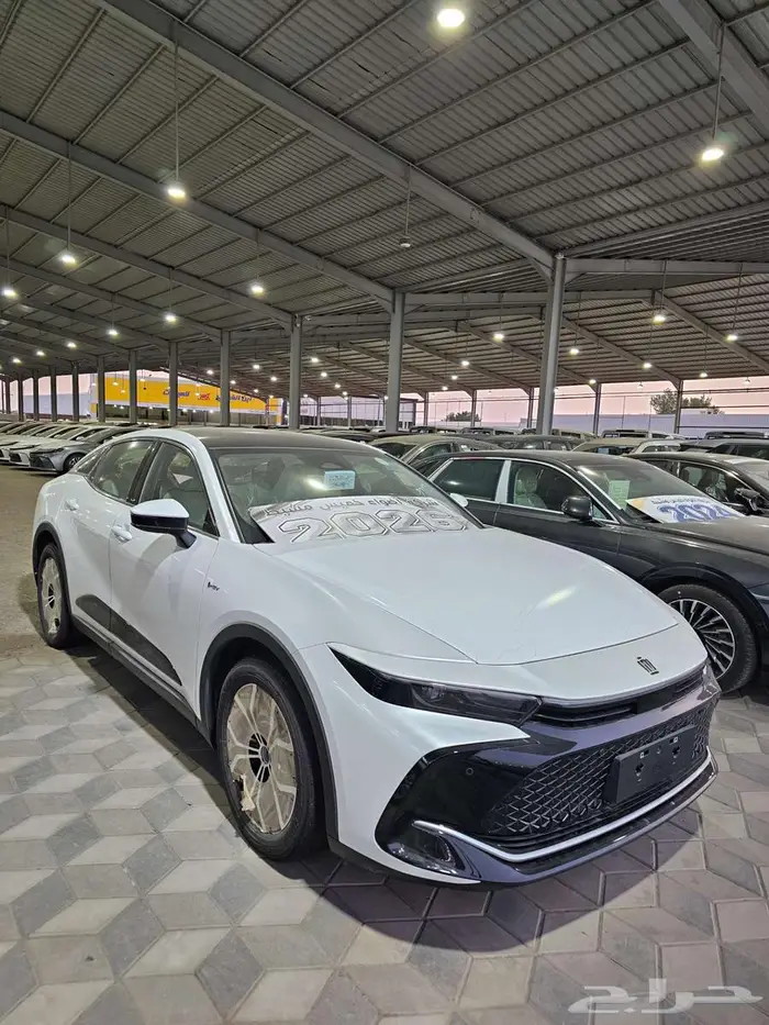 كراون برستيج - 2026 كاش واقساط عروض خاصة 10