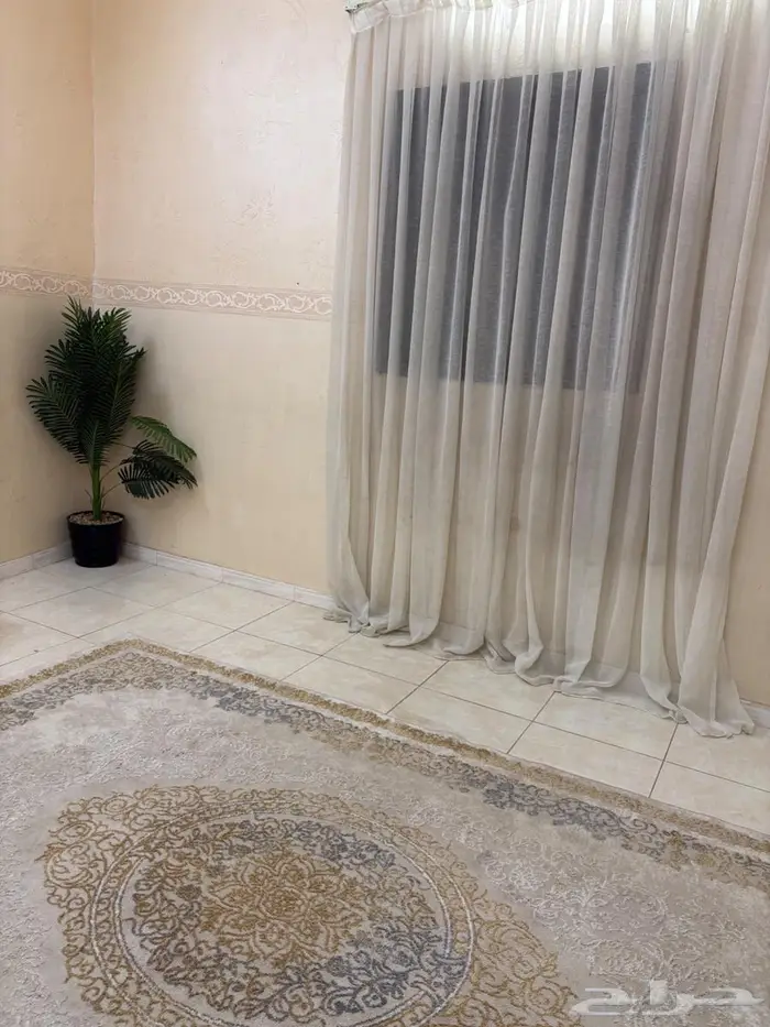 ستارة وفراش للبيع 0
