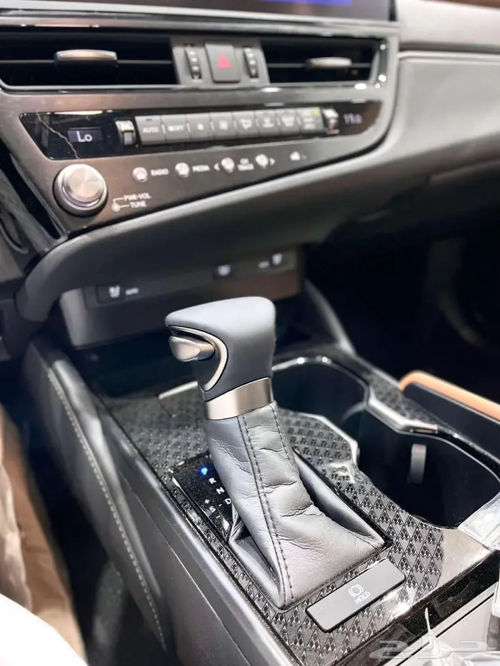 لكزس ES 350 CC نص فل سعودي 2025 عبد اللطيف جميل 15