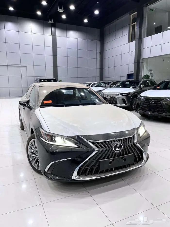 لكزس ES 350 CC نص فل سعودي 2025 عبد اللطيف جميل 2