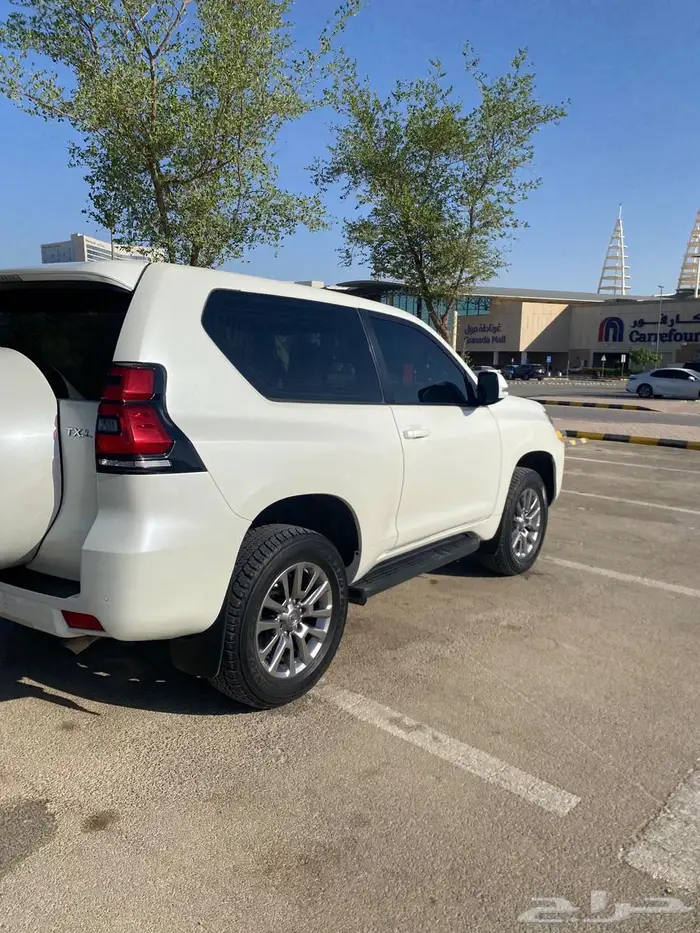 برادو ربع 2021 سعودي نظيف جدا 33