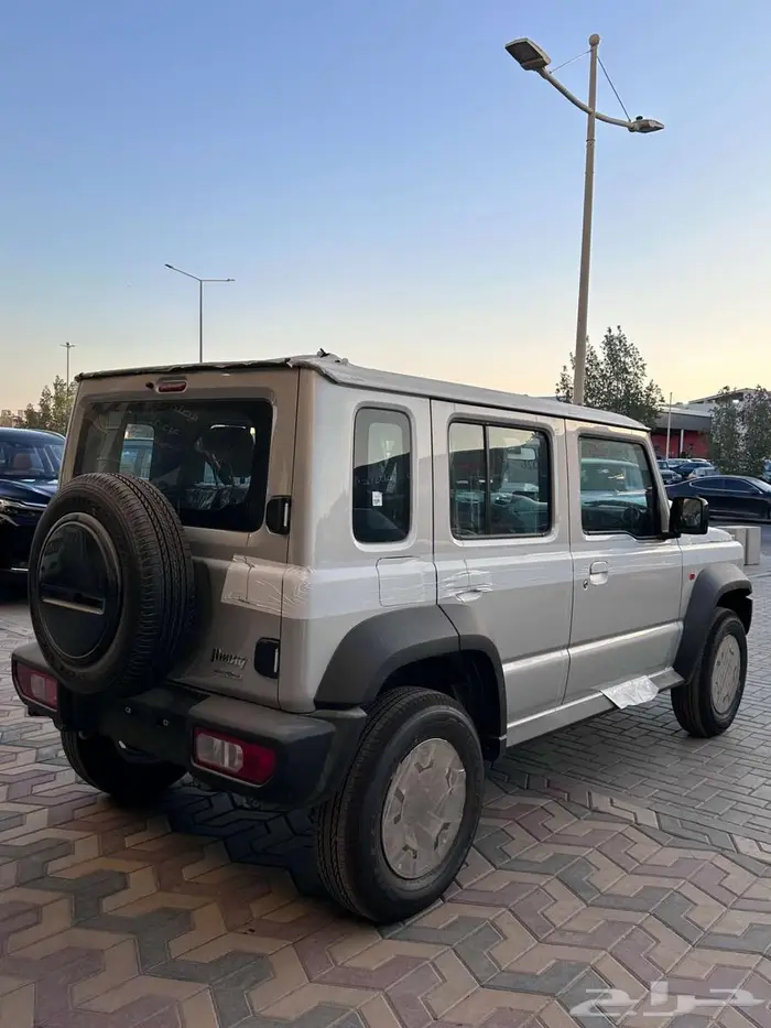 سوزوكي جمني 5أبواب اقل سعر 24