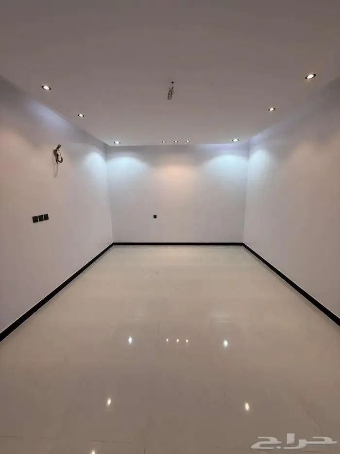 فيلا فاخرة للبيع بحى بحره 10