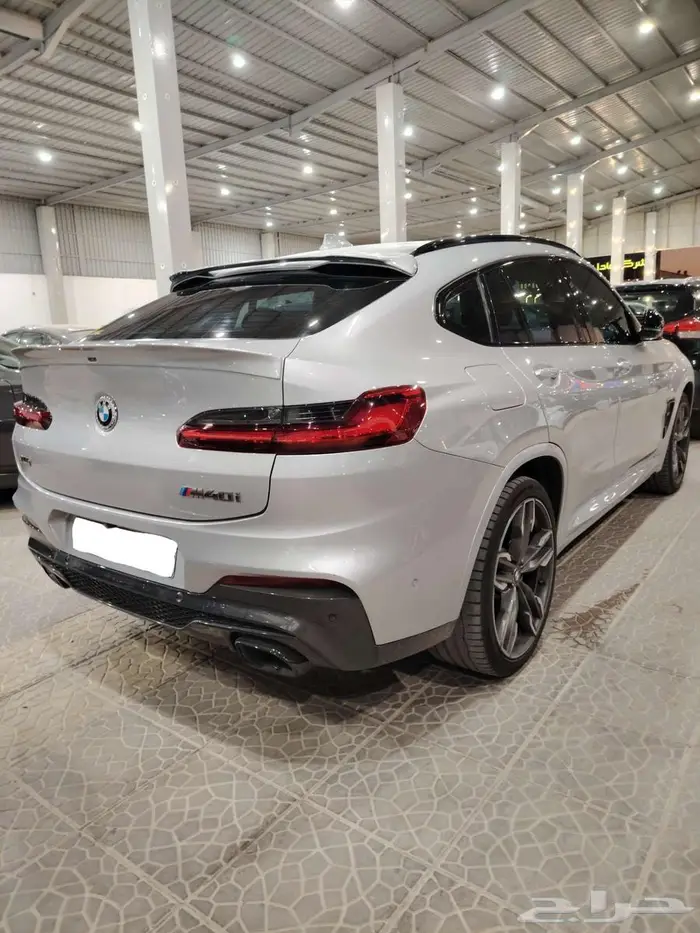 بي ام دبليو 2019 فل لون فضي BMW 4