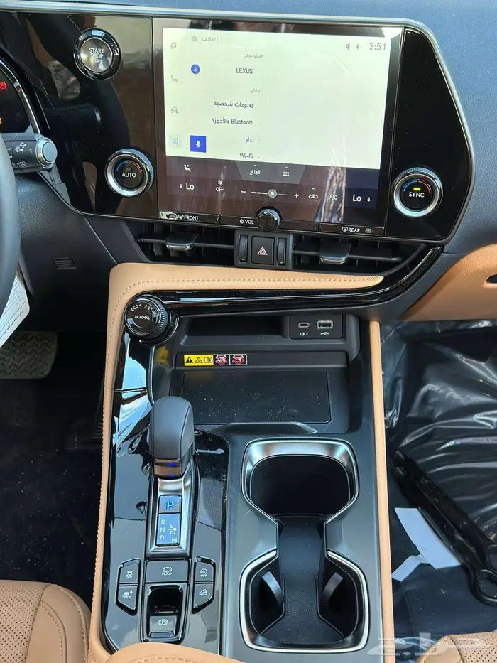 لكزس NX 350 بنزين فئة AA موديل 2025 لدى شركة الخضر 10