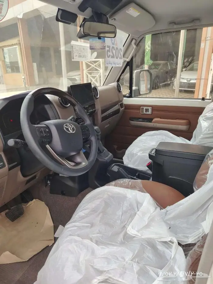 جيب ربع مصندق رفرف بنزين اتوماتيك فل كامل 2025 4