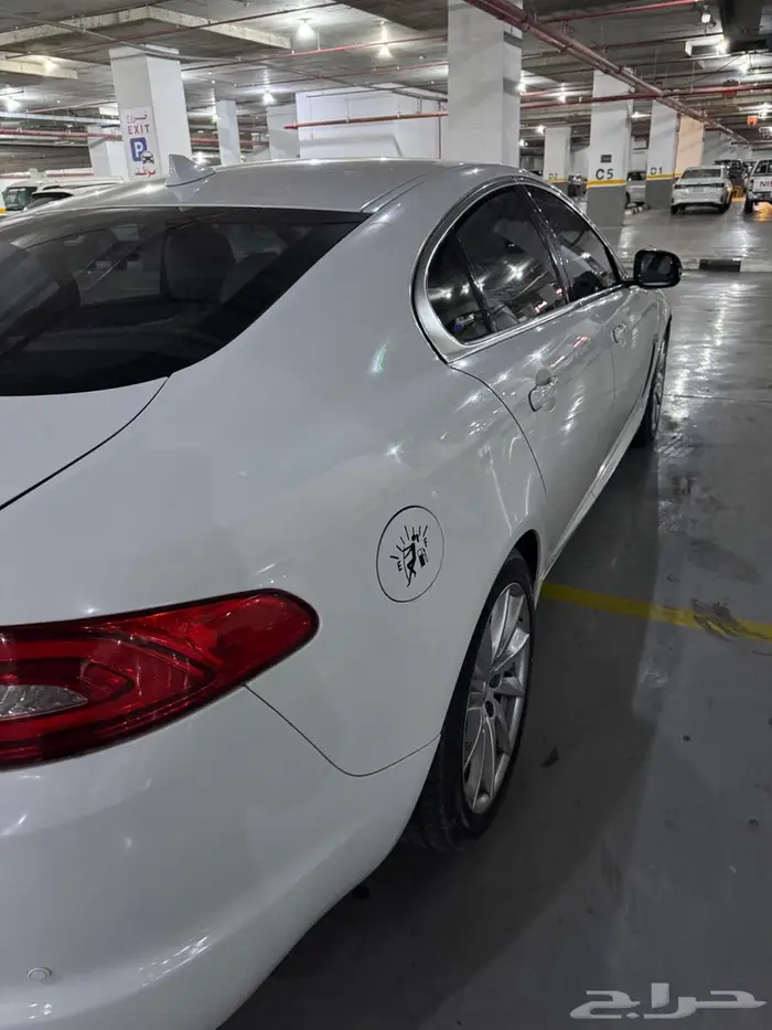 جاكوار xf للبيع 1