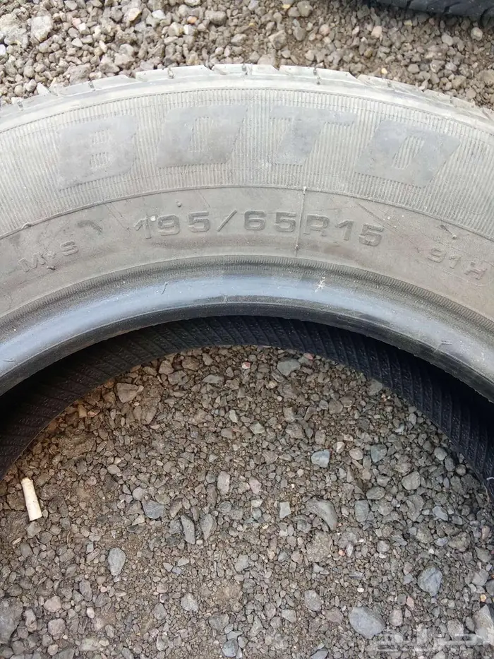 كفرات مستعلمه حقت سيارات صغيره وونيتات نظيفه 13