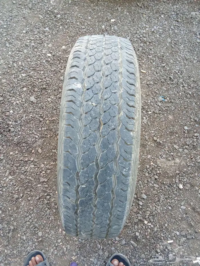 كفرات مستعلمه حقت سيارات صغيره وونيتات نظيفه 17