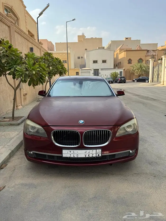 بي ام 740 2010 ممشى قليل 2