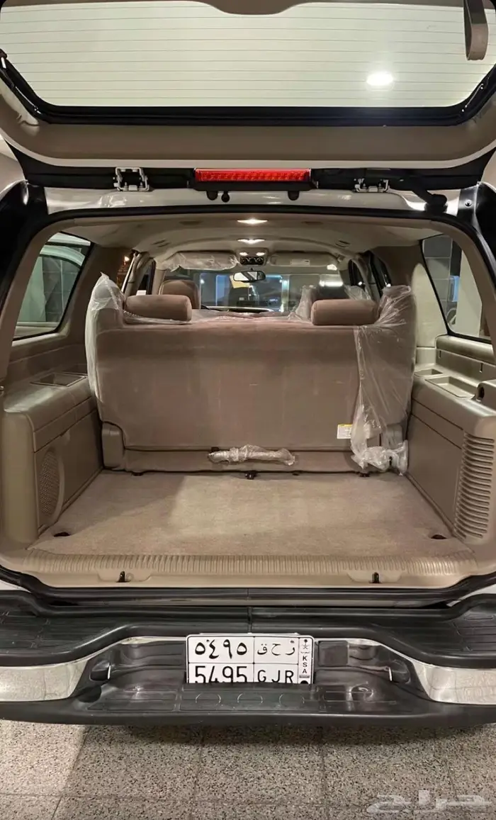 2004 مخزن 45 الف كم فقط 8