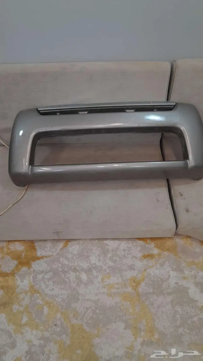 اصطبات جيب خلفية لكزس 1