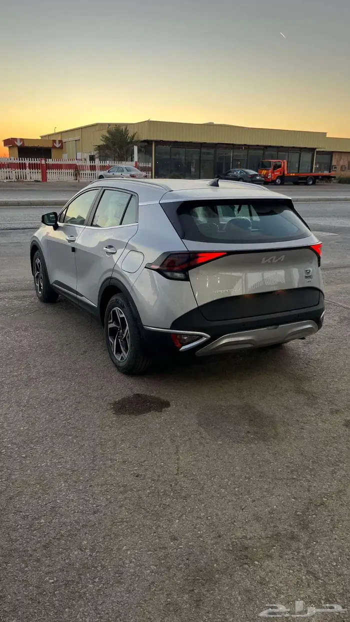 كيا سبورتاج فئه lx دبل موديل 25 كاش وتقسيط 4