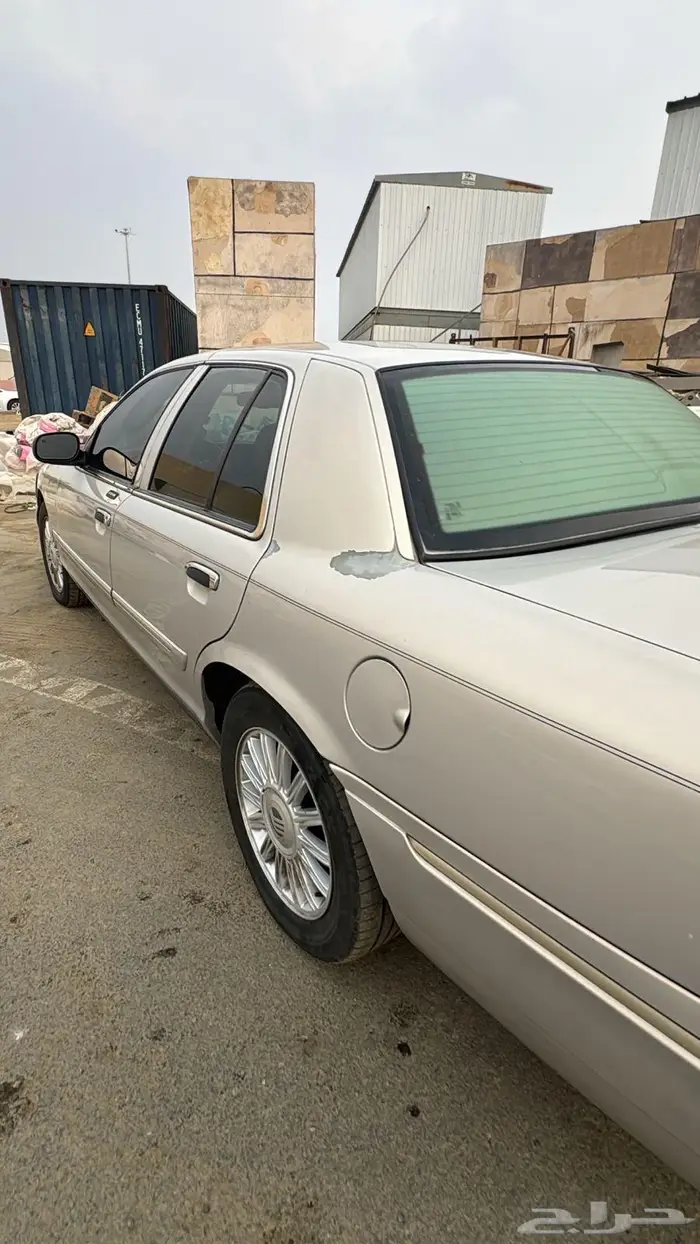 فورد جراند ماركيز 2008 6