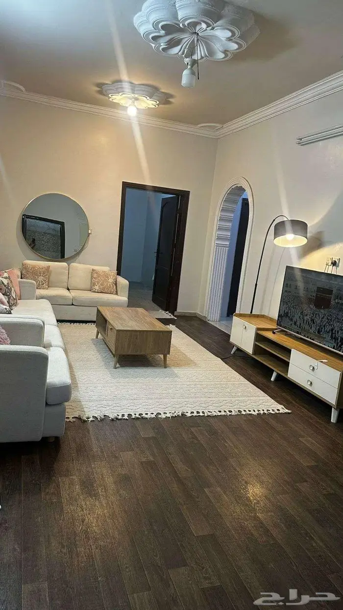 عمارة سكنية للبيع بالعاقول 3