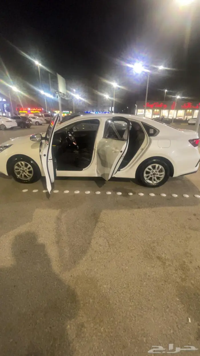 كيا سيراتو K3 بنزين 2021 بحالة ممتازة 15
