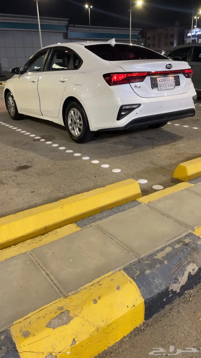 كيا سيراتو K3 بنزين 2021 بحالة ممتازة 11
