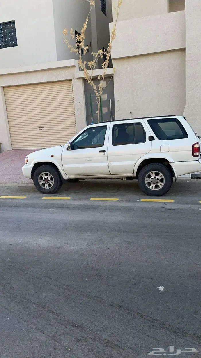 للبيع تشليح نيسان باثفندر 2001 1