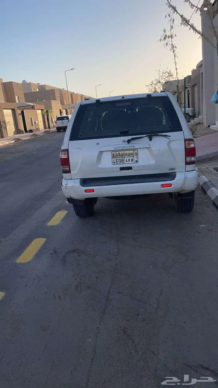 للبيع تشليح نيسان باثفندر 2001 0