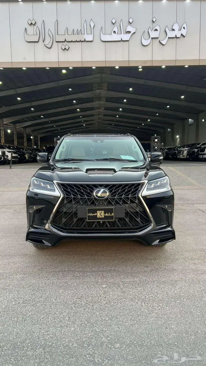 لكزس LX570 موديل 2020- معرض خلف للسيارات 0