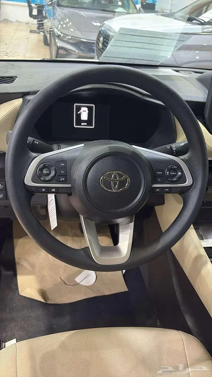 تويوتا يارس Y بلص نص فل سعودي 2026 6