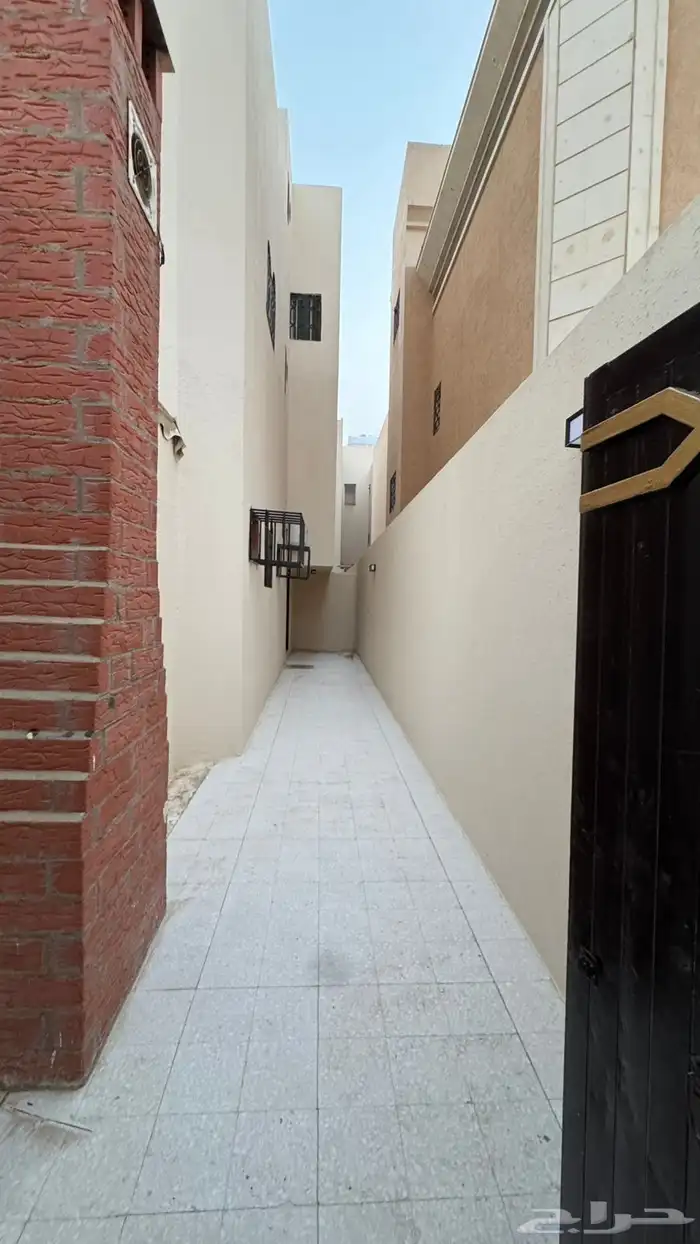 فله في الخرج 2
