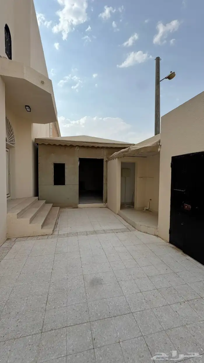 فله في الخرج 5