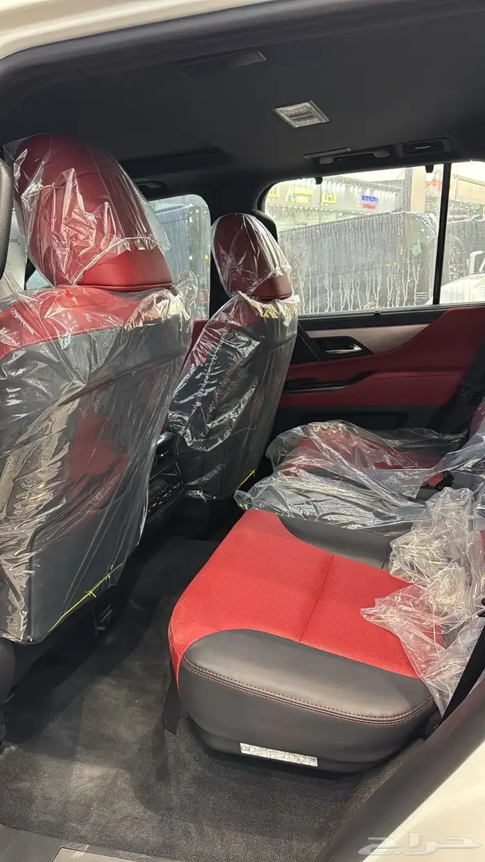 لكزس LX600 - أف سبورت - بريمي - 2025 6
