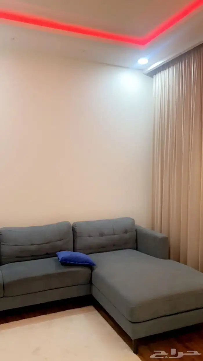 شقه للبيع 0