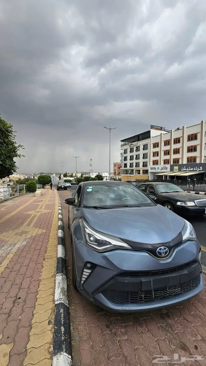 للبيع C-HR 7