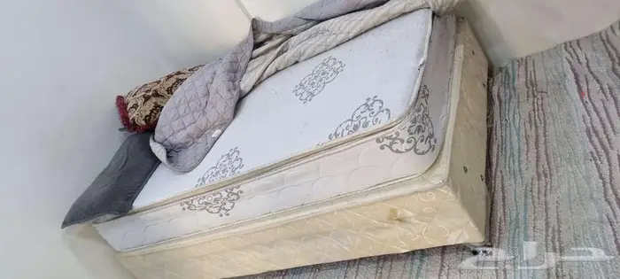اثات ثلاجه و سرير 4
