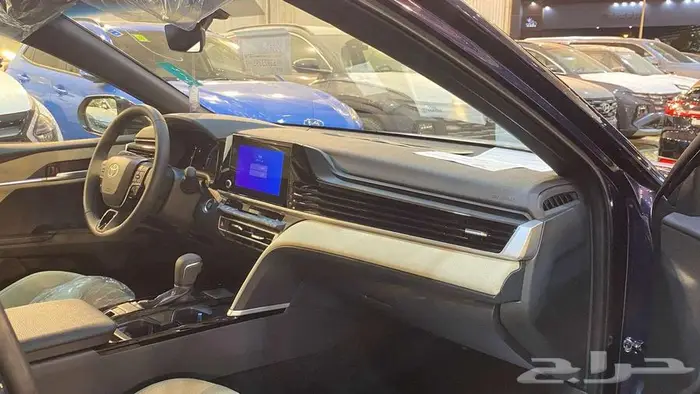 تويوتا كامري 2025 نص فل كاش استلام فوري 7