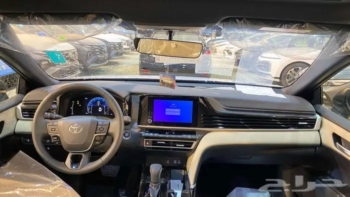 تويوتا كامري 2025 نص فل كاش استلام فوري 11